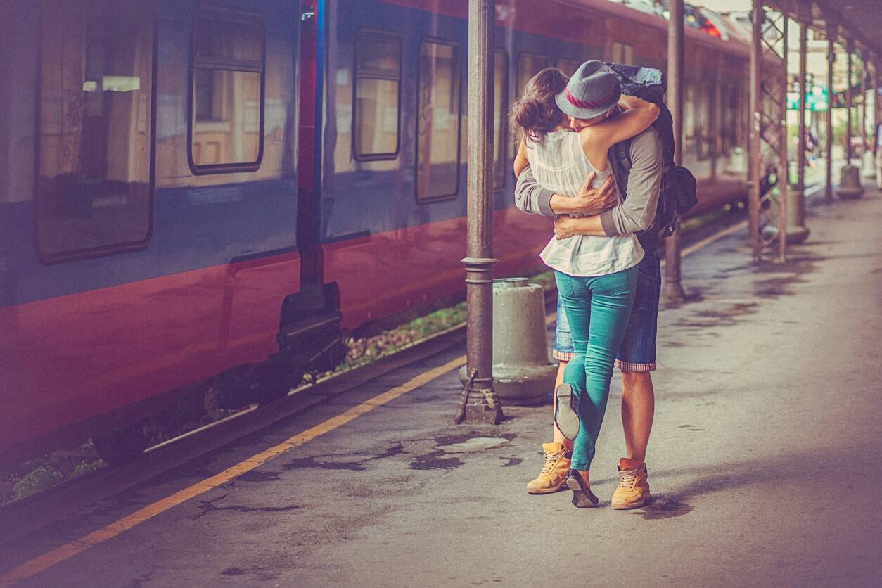 Lamour A Distance Peut Il Resister Au Temps La relation à distance est-elle une bonne ou une mauvaise idée ?